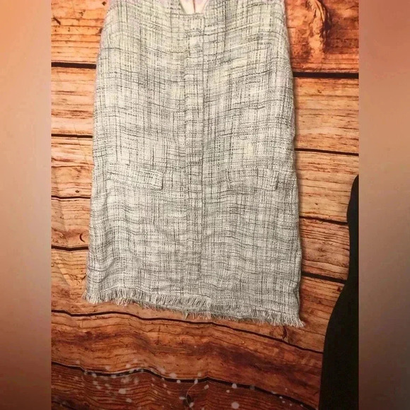 Womens Tweed Sleeveless dress - Picture 7 of 16